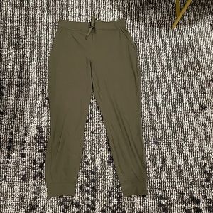 Green Eddie Bauer lightweight jogger/hiking pants